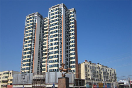 出售泰安东岳书香苑2室2厅1卫99平简单装修